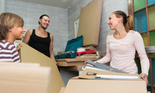 Man and van helping with a move in Barbican apartment block